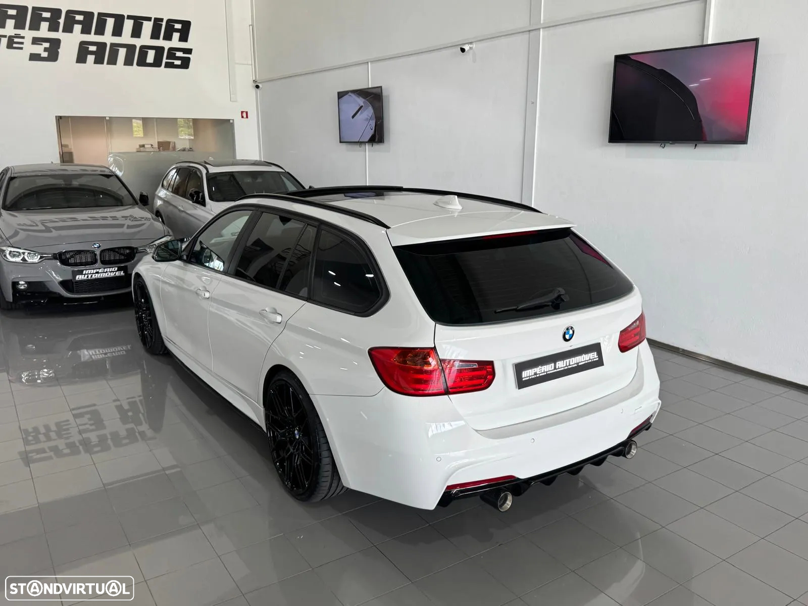 BMW 320 d Touring xDrive Auto - 10