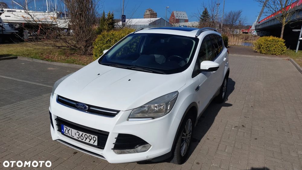 Ford Kuga 1.6 EcoBoost 2x4 Titanium - 13