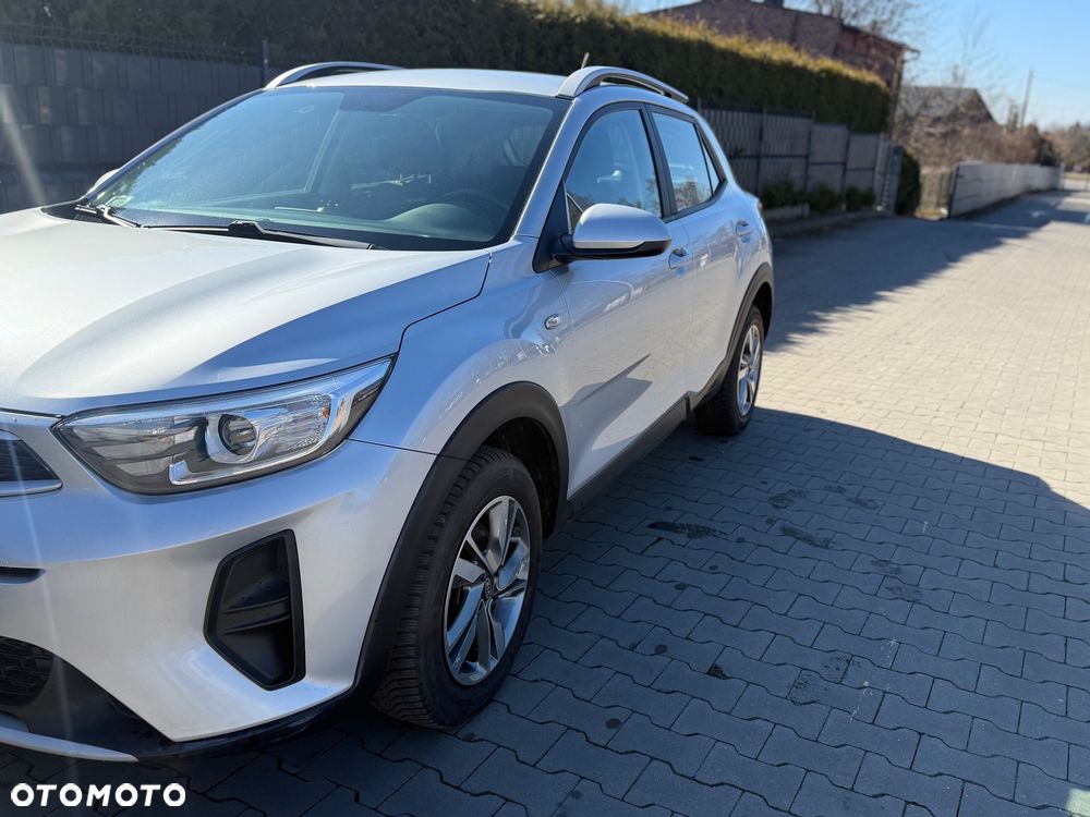 Kia Stonic 1.2 L - 7