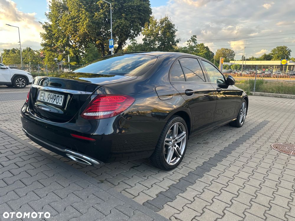 Mercedes-Benz Klasa E 220 d 9G-TRONIC - 38