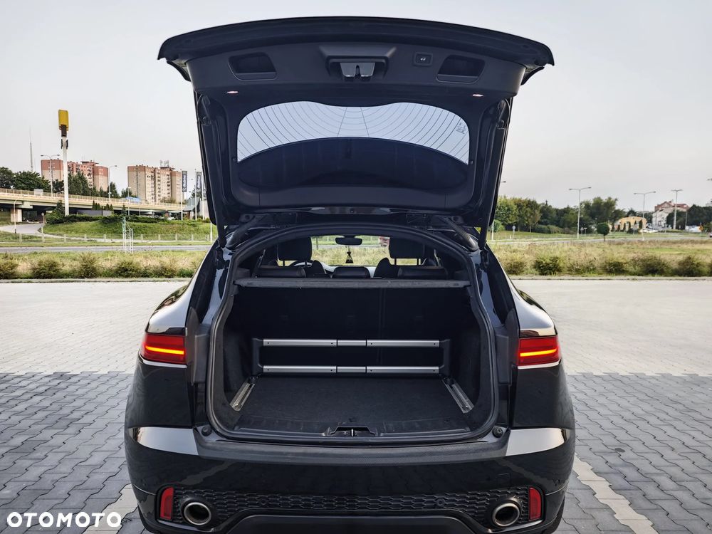 Jaguar E-Pace - 6