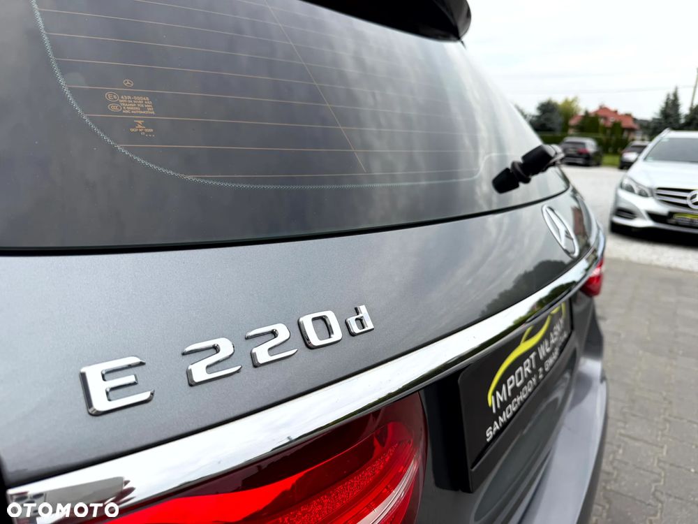 Mercedes-Benz Klasa E 220 d Business Edition 9G-TRONIC - 40