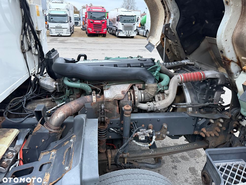 Volvo FL 280 4X4 - 30