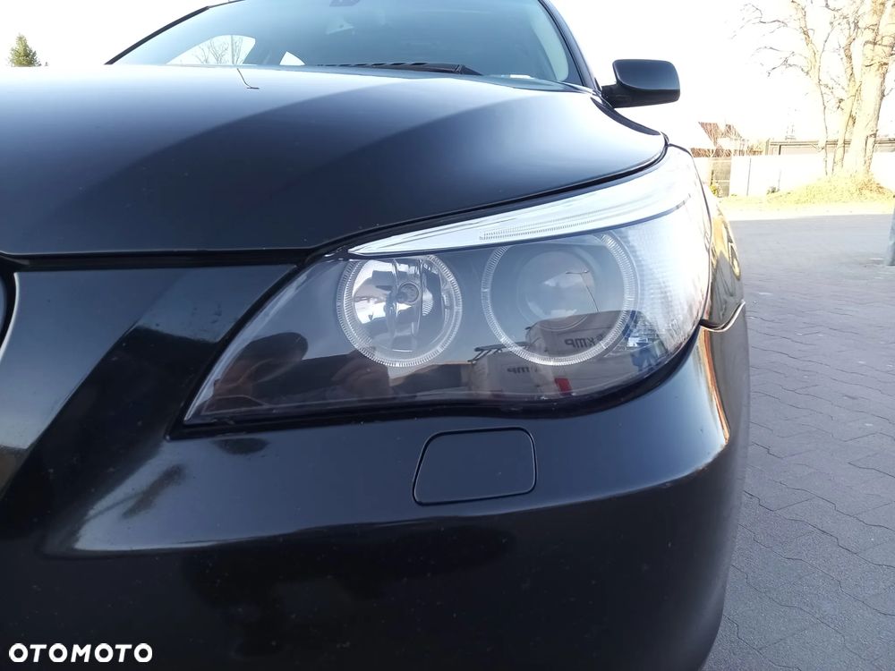 BMW Seria 5 525d - 10