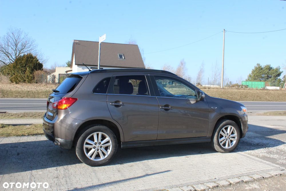 Mitsubishi ASX 1.6 2WD Edition II - 15