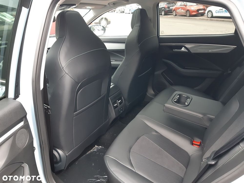 JAC J7 Plus CVT - 6