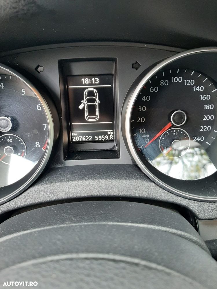 Volkswagen Golf 1.2 TSI MATCH - 8