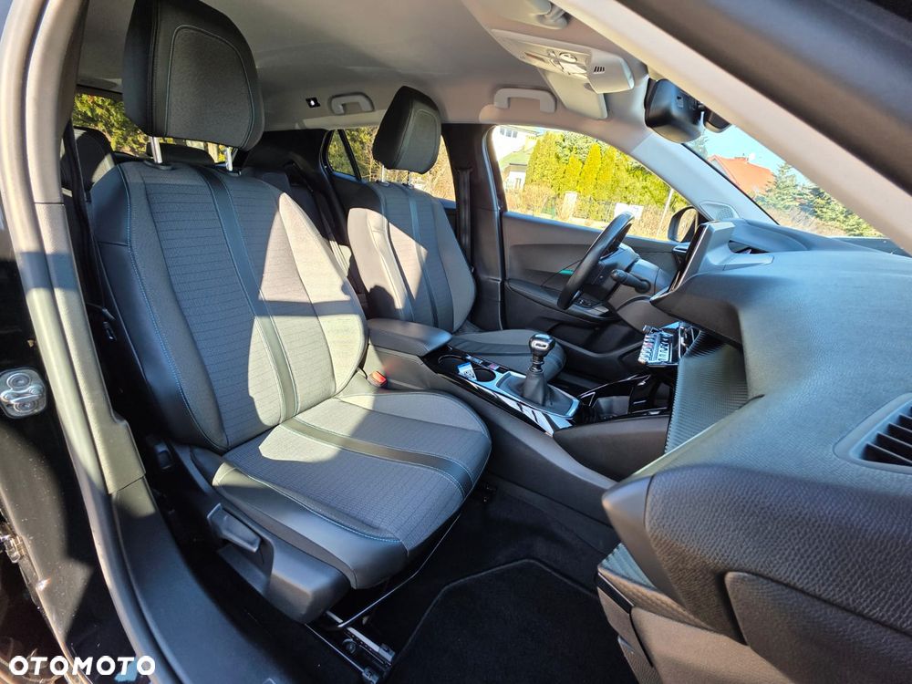 Peugeot 2008 PureTech 100 Stop&Start Allure - 23