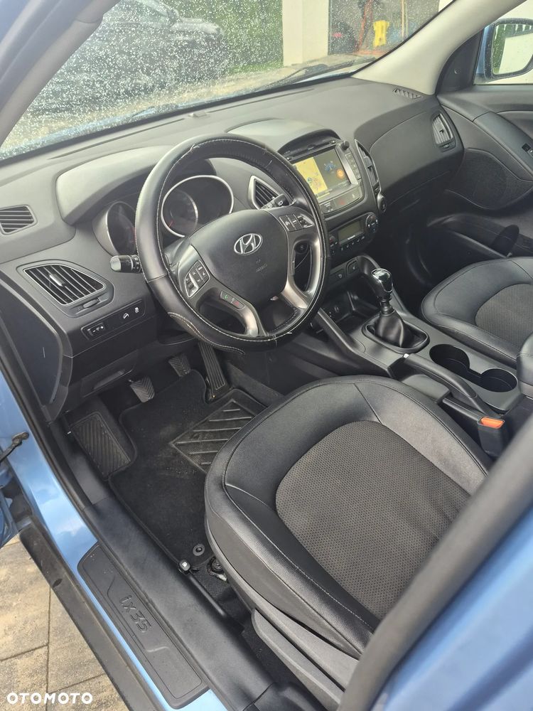 Hyundai ix35 1.7 CRDi 2WD Fifa World Cup Edition - 17