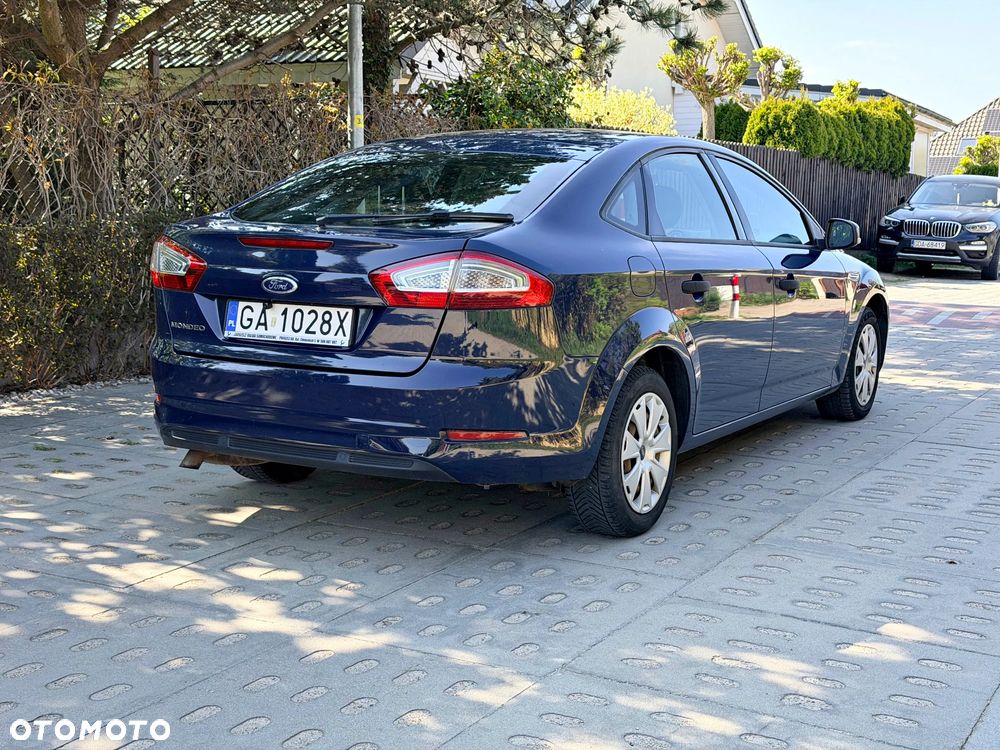 Ford Mondeo 1.6 T Ambiente - 4
