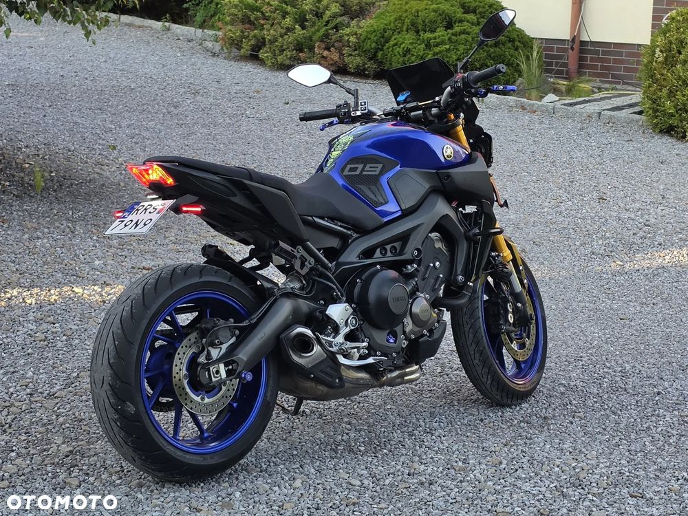 Yamaha MT - 4