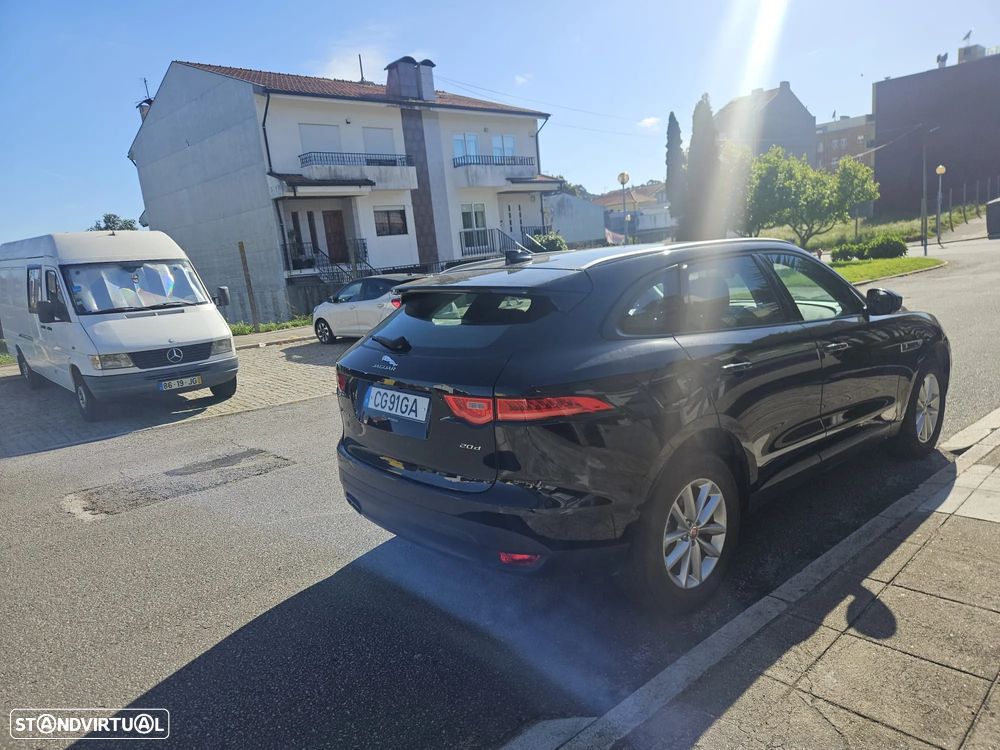 Jaguar F-Pace 2.0 i4D Pure - 4