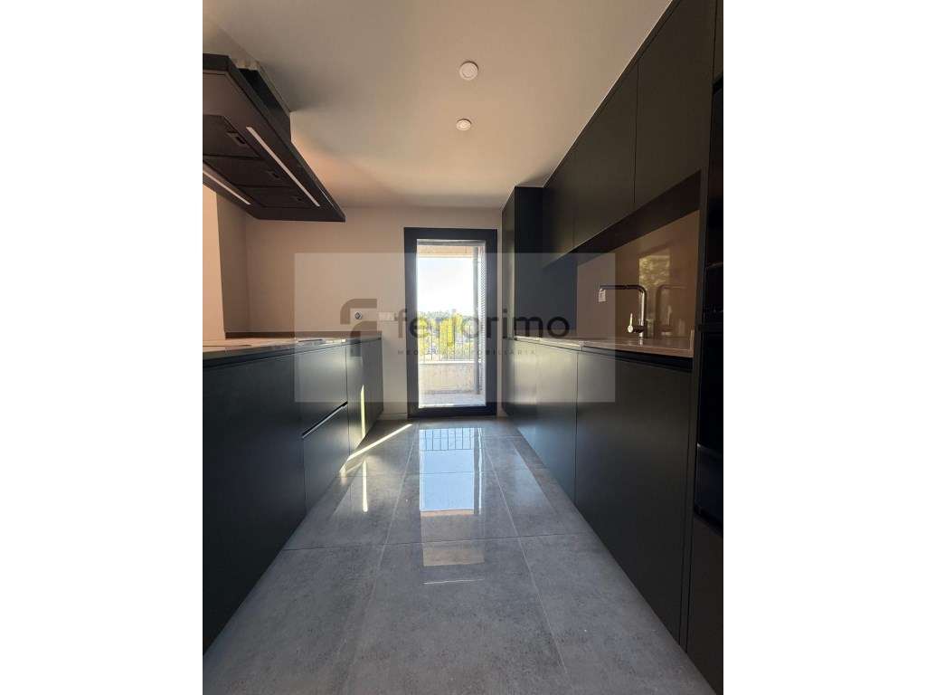 Magnífico Apartamento T2 Mobilado e equipado - Grande imagem: 4/17