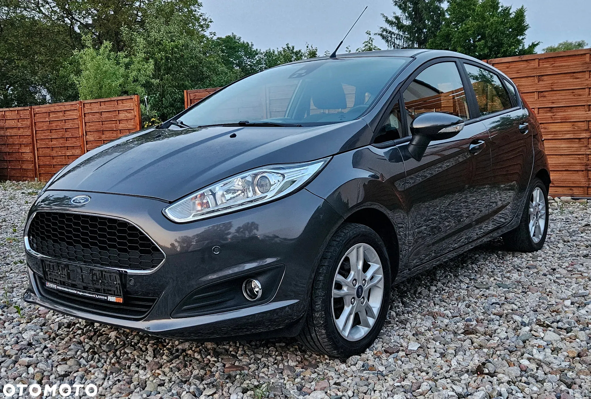 Ford Fiesta 1.0 Champions Edition - 2