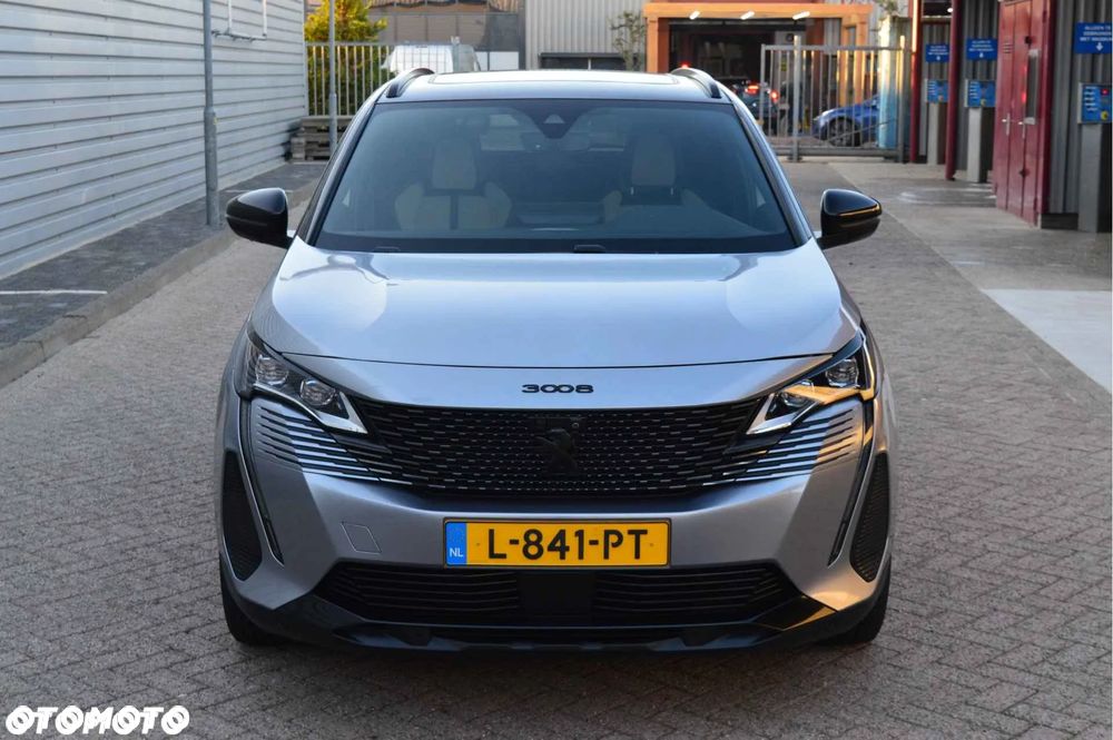 Peugeot 3008 1.6 PureTech GT S&S EAT8 - 3