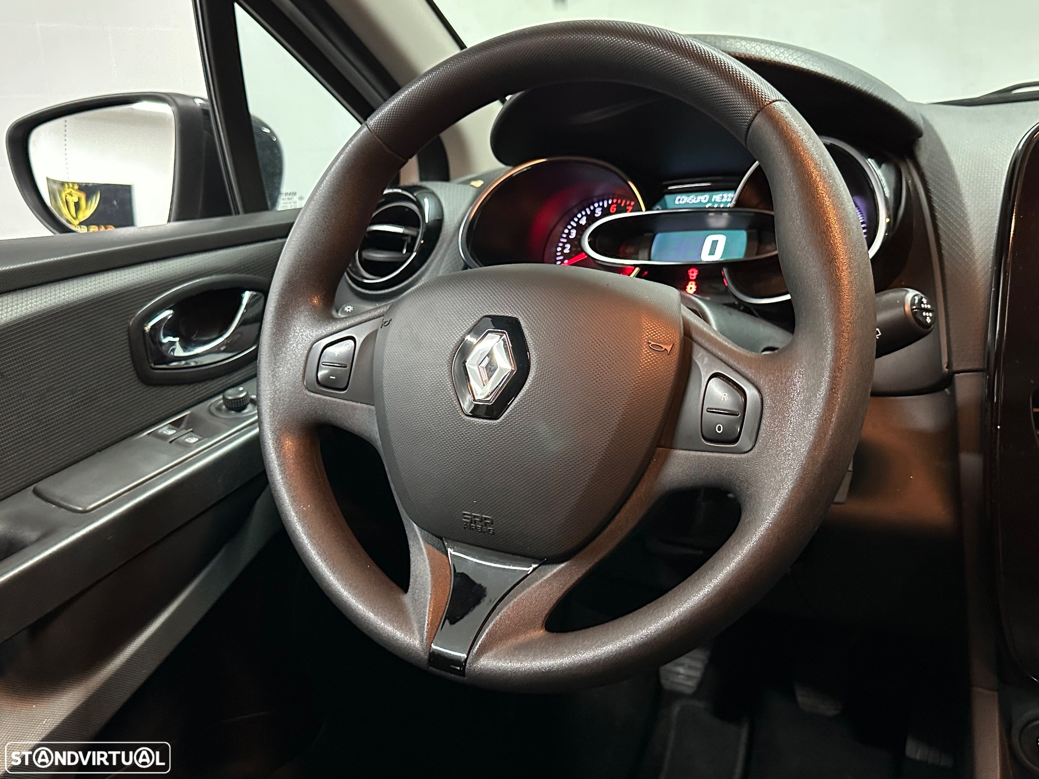 Renault Clio (Energy) TCe 90 Start & Stop LIMITED - 14