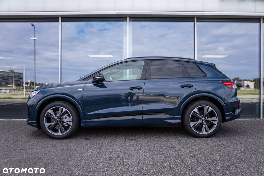 Audi Q4 e-tron - 6