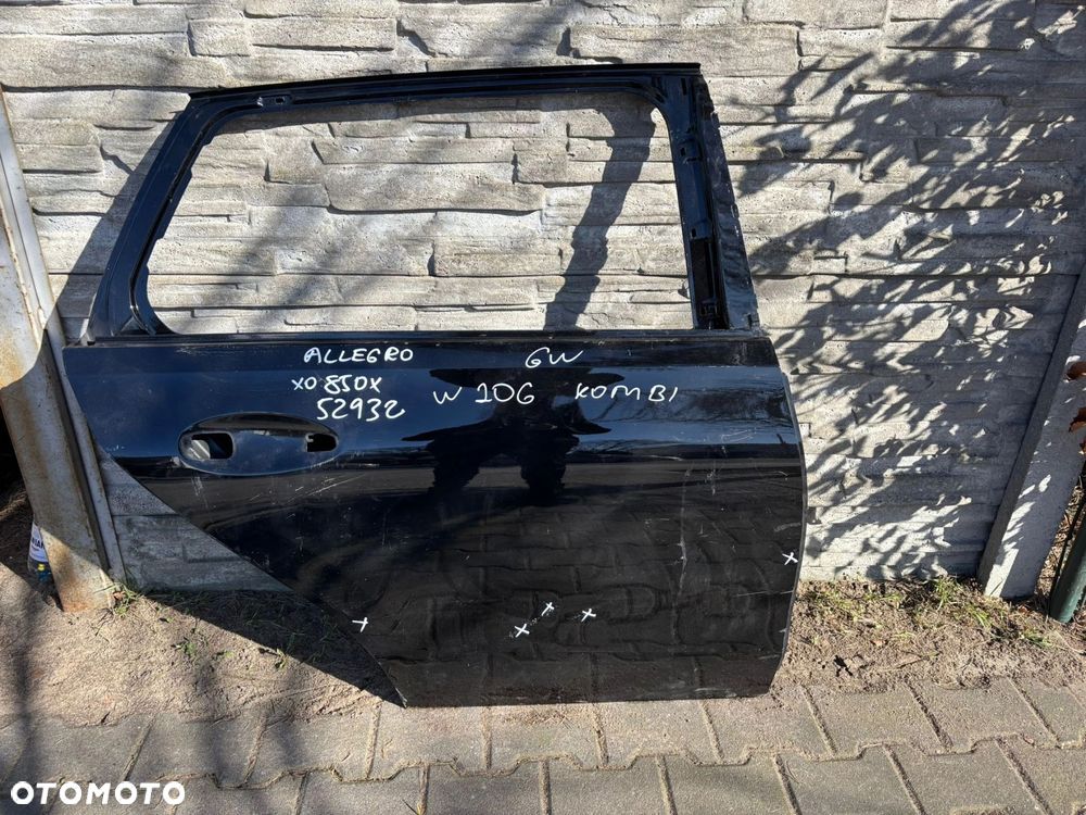 Drzwi Mercedes C Klasa 206 Kombi Po 2024r. Tył Prawy - 1
