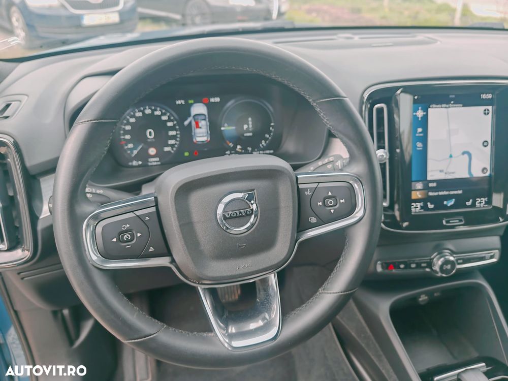 Volvo XC 40 T4 Recharge DKG Ultimate Bright - 17