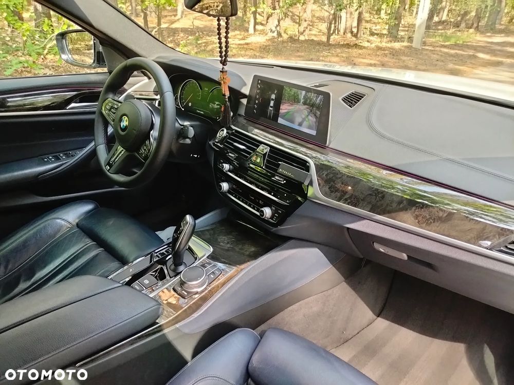 BMW Seria 5 520d Luxury Line - 17