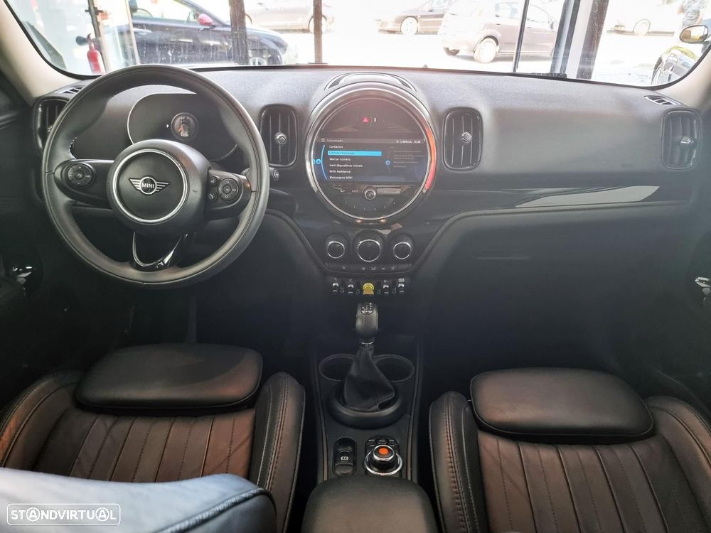 MINI Countryman Cooper SE ALL4 Auto - 23