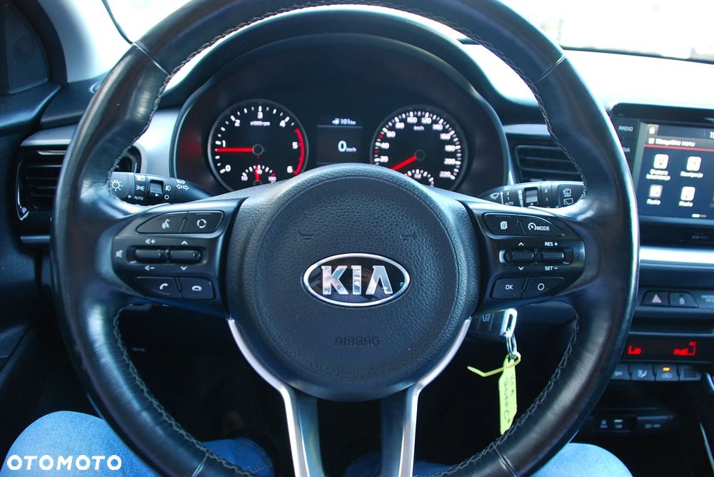 Kia Stonic 1.6 CRDi Vision - 30