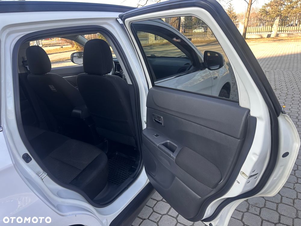 Mitsubishi ASX 1.8 DI-D 4WD Instyle - 24