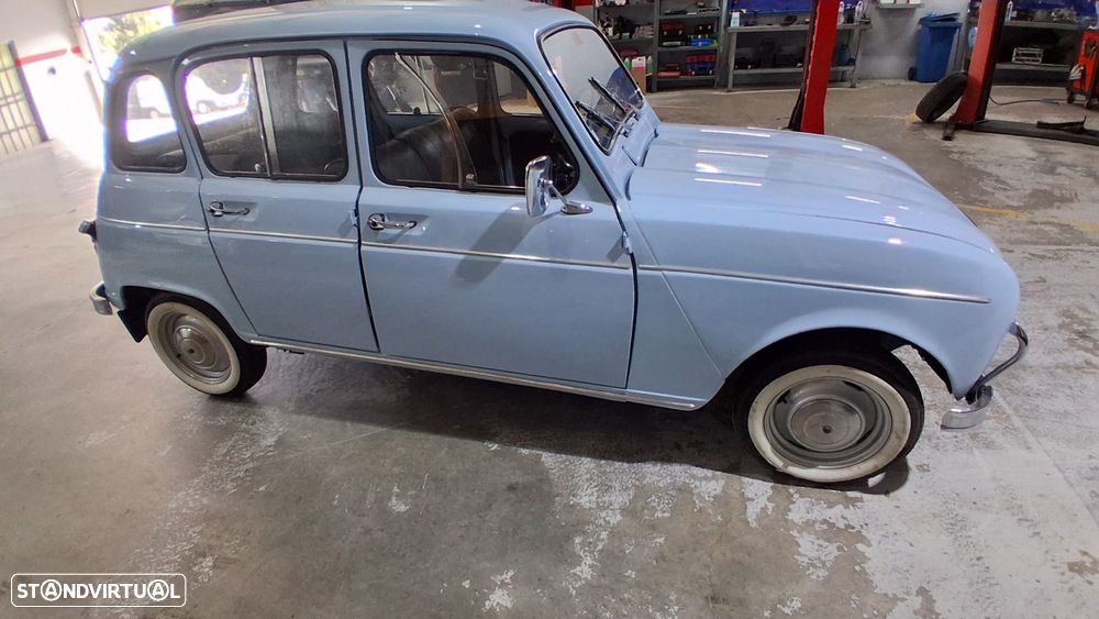 Renault 4 - 2