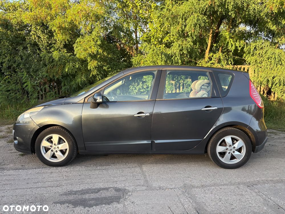 Renault Scenic 1.9 dCi Expression - 8