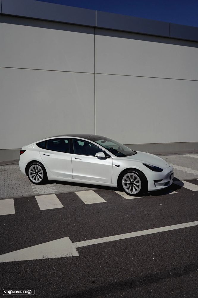 Tesla Model 3 Standard Range Plus RWD - 2