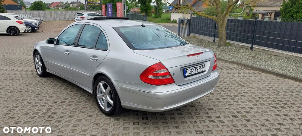 Mercedes-Benz Klasa E 200 Kompressor Automatik Avantgarde - 31