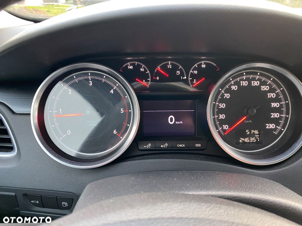 Peugeot 508 HDi FAP 140 Allure - 9
