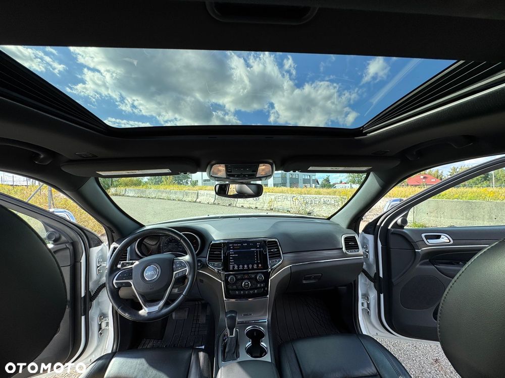 Jeep Grand Cherokee - 13