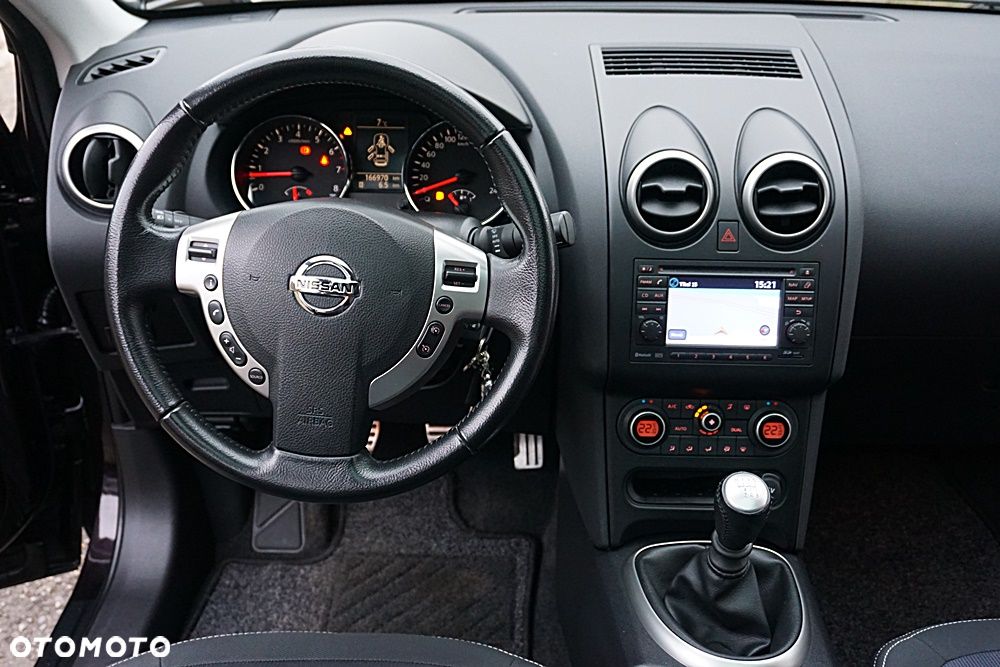 Nissan Qashqai 2.0 Tekna Premium - 25