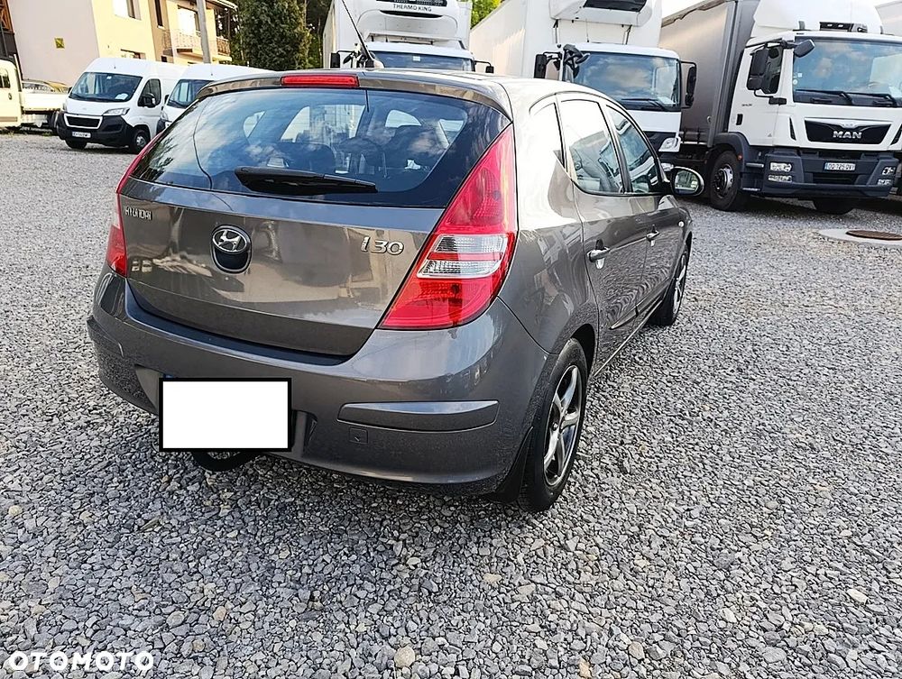 Hyundai i30 1.4 Classic + - 5