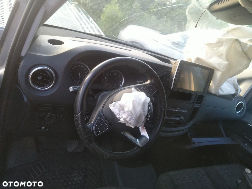 Mercedes-Benz Vito - 27