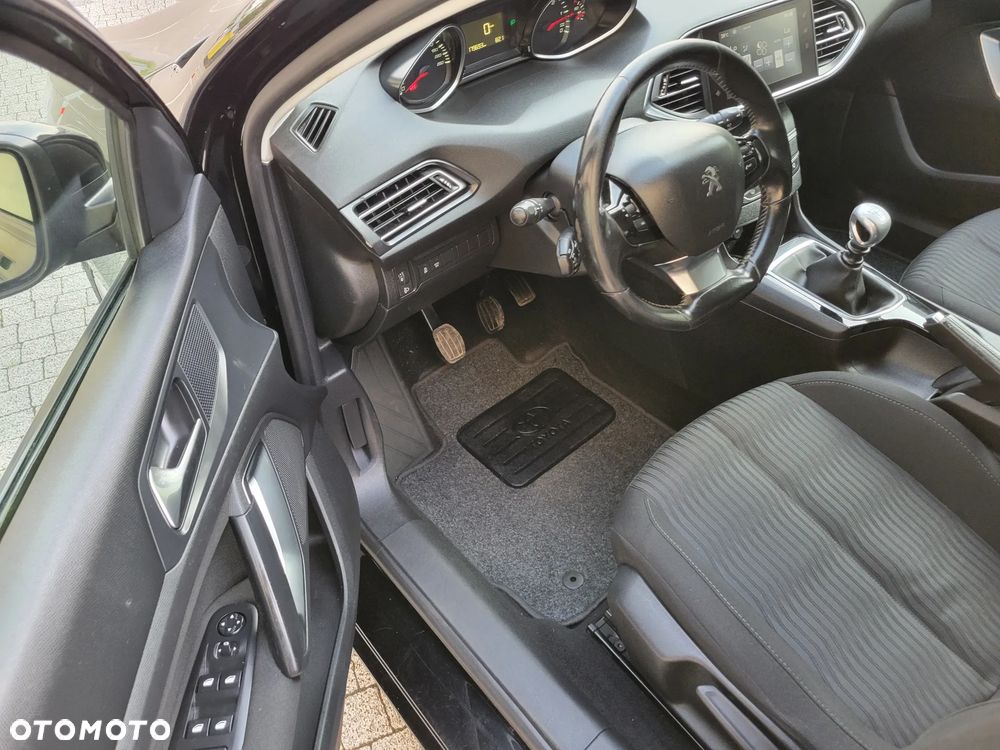 Peugeot 308 1.6 BlueHDi Active S&S - 9