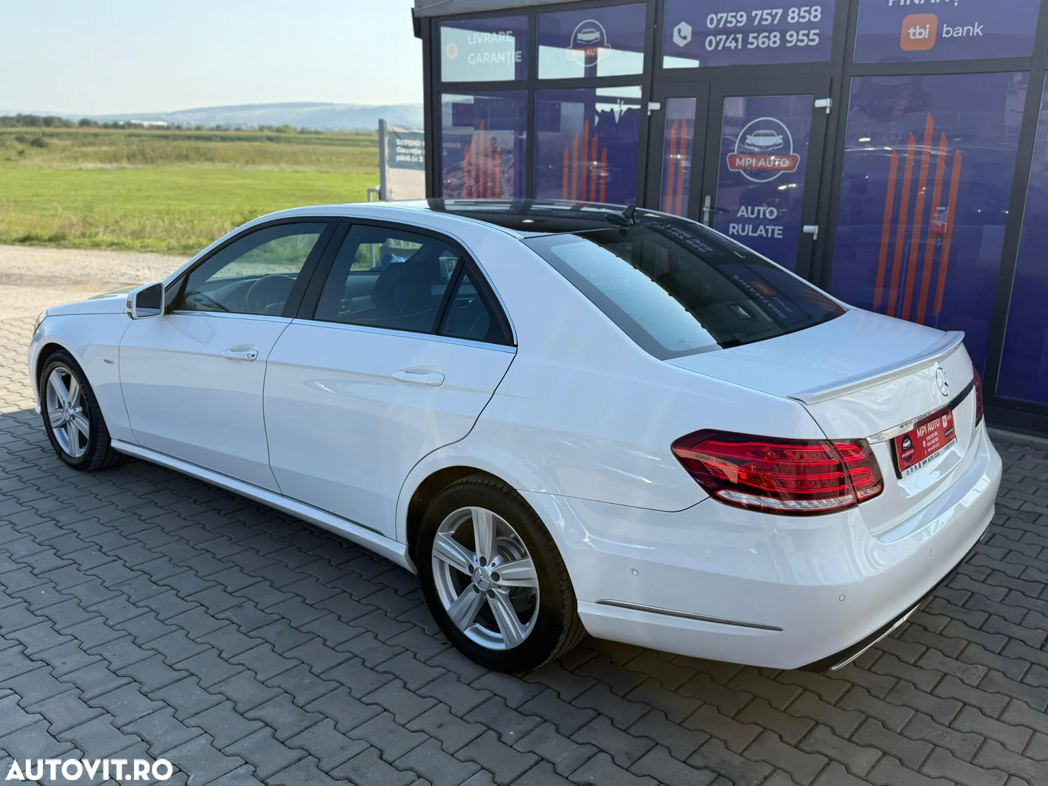 Mercedes-Benz E - 5