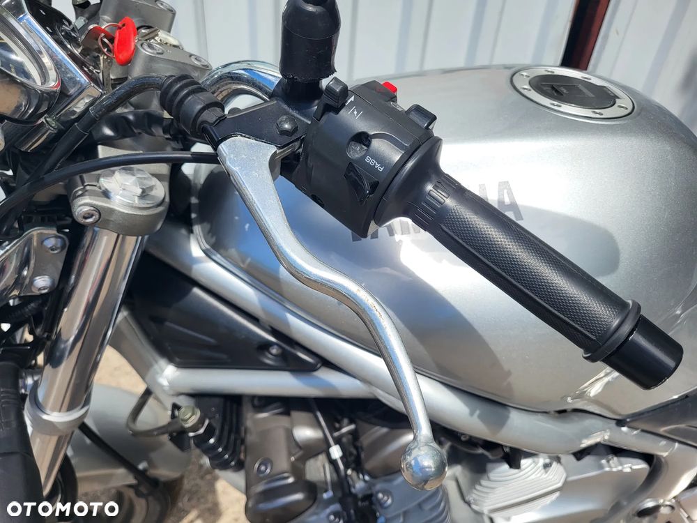 Yamaha XJ - 8