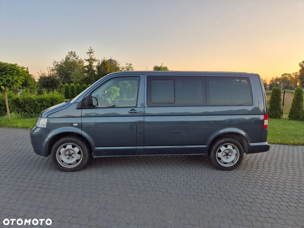 Volkswagen Caravelle L1 - 24