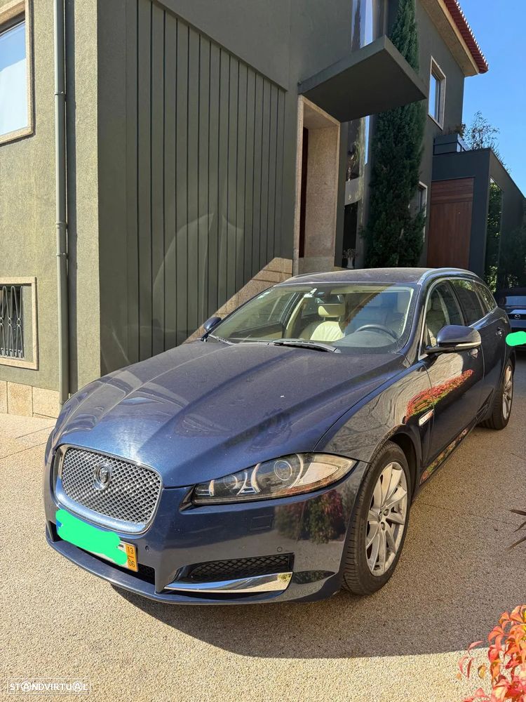 Jaguar XF Sportbrake 2.2 D Classic - 1