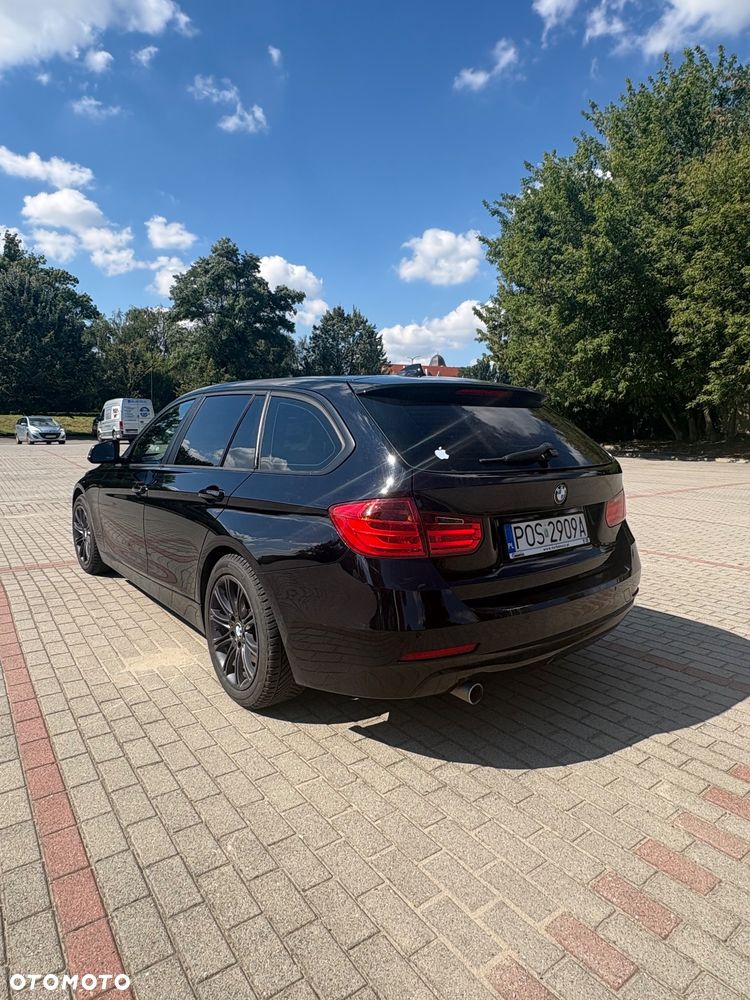 BMW Seria 3 318d - 5