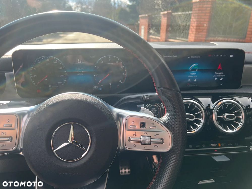 Mercedes-Benz CLA 200 AMG Line 7G-DCT - 19