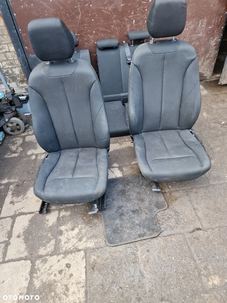 Komplet  foteli  BMW  F20 - 3