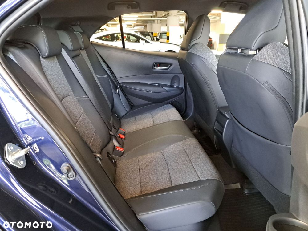 Toyota Corolla 1.8 Hybrid Style - 15