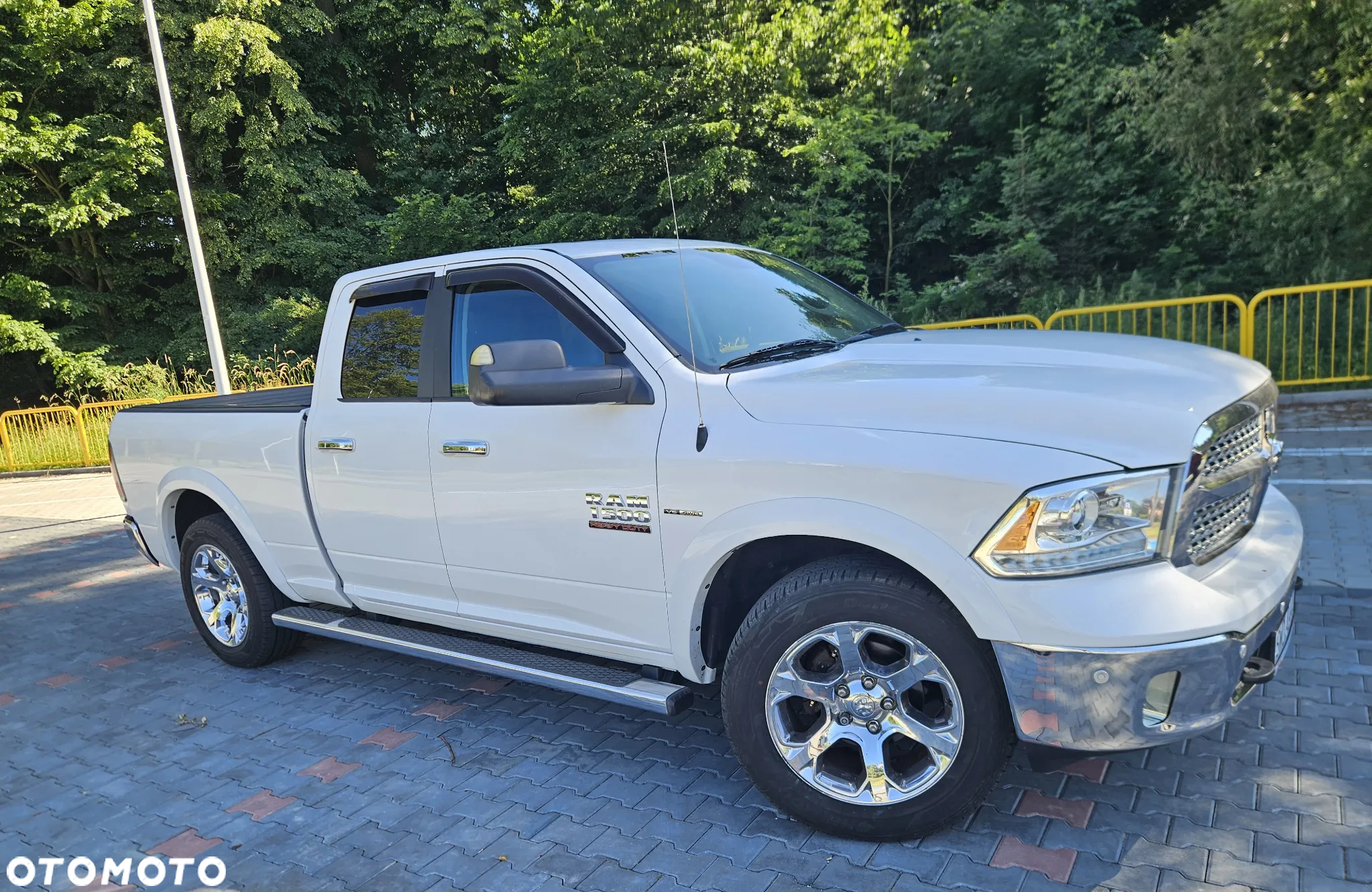 Dodge RAM TRX - 26
