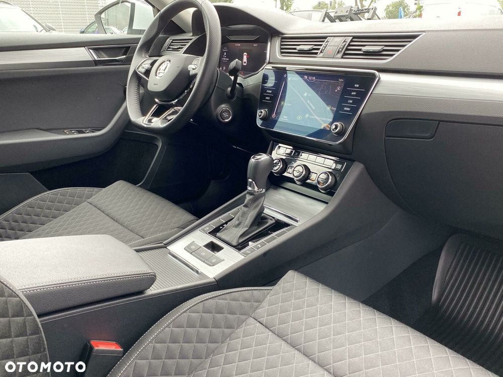 Skoda Superb 1.5 TSI Ambition DSG - 21