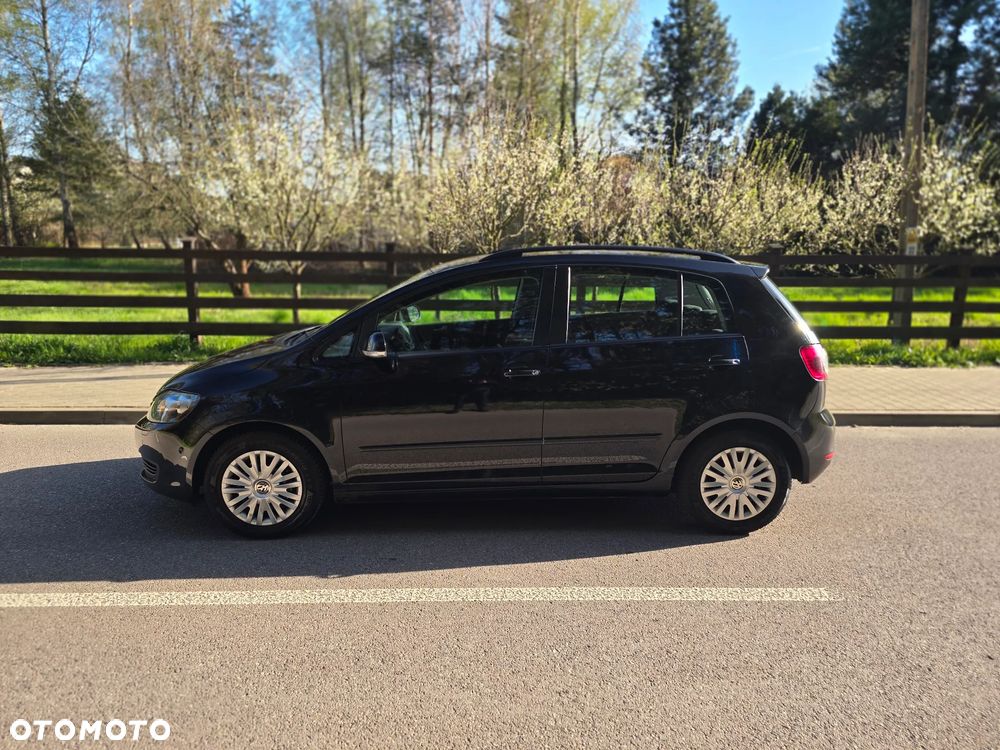 Volkswagen Golf Plus 1.6 TDI DPF Highline - 17