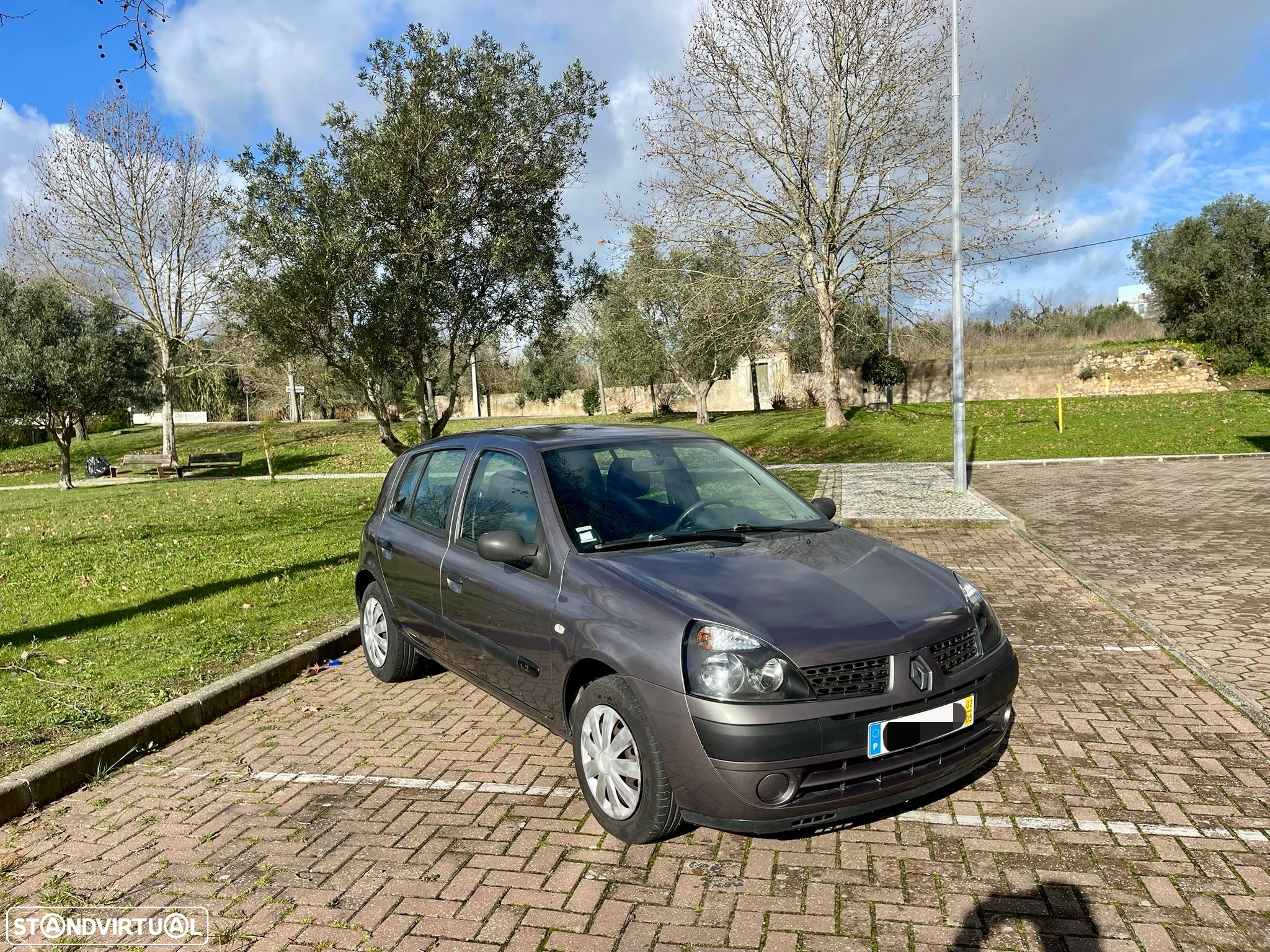 Renault Clio 1.2 Expression - 3