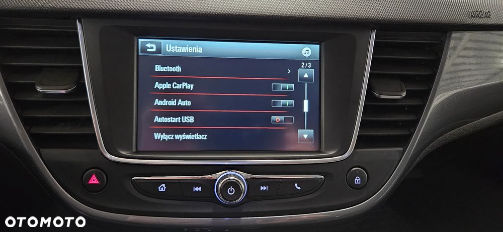 Opel Crossland 1.2 T Business - 11